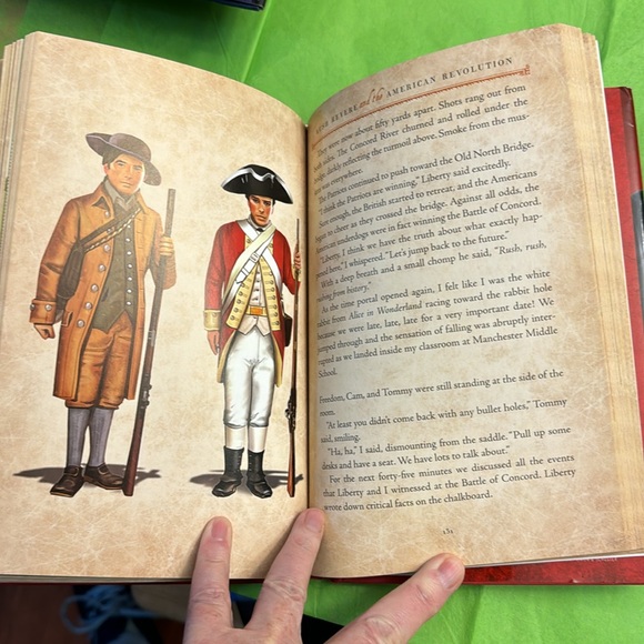 ๐2/10.00, Rush Revere and the American Revolution Hardcover,excellent condition - Picture 9 of 9